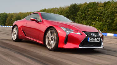 Lexus LC - front tracking