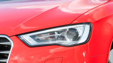 Audi A3 2.0 TDI Sport headlight