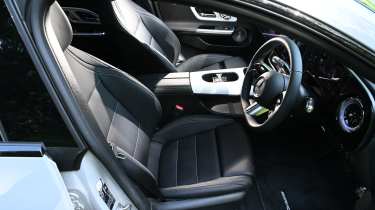 Mercedes CLA Hybrid - front seats