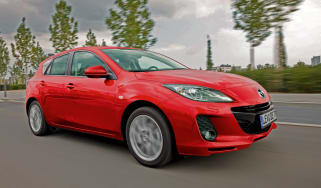 Mazda 3 2.0d front tracking