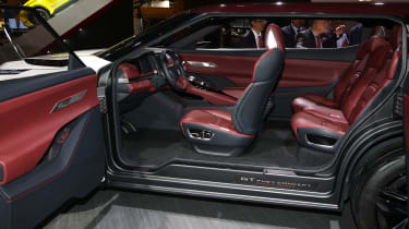 Mitsubishi GT-PHEV interior