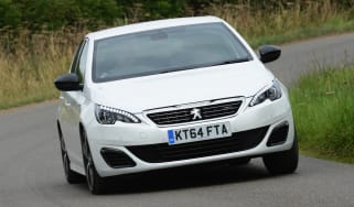 Peugeot 308 - front