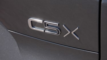 Citroen C5 X - C5 X badge