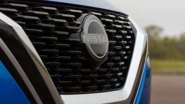 2022 updated Nissan Qashqai - grille