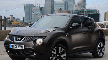 Nissan Juke front action