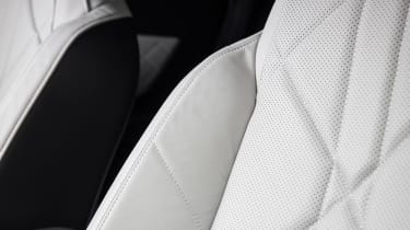 DS 7 Crossback E-Tense - seat detail