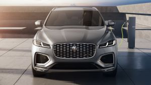 New%20Jaguar%20F-Pace%20facelift-23.jpg