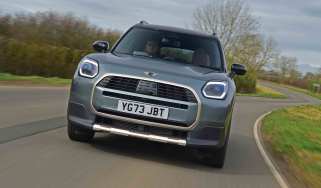 MINI Countryman - front full width