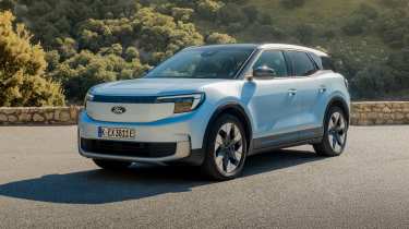 2026 Ford Explorer - front