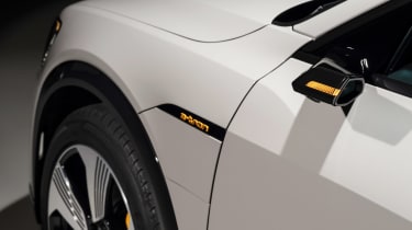 Audi e-tron - wing cameras