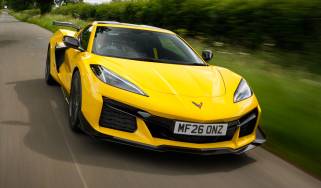 Chevrolet Corvette - front
