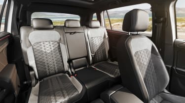 Volkswagen Tiguan Allspace - seats
