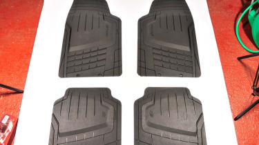 Fit floor mats