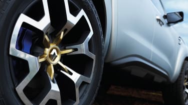 Renault Alaskan concept pick-up wheel