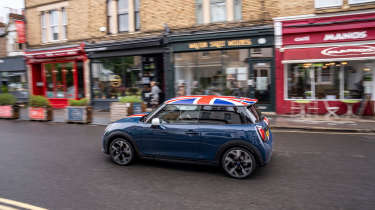 MINI Cooper Oxford Edition - Jericho