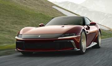 Ferrari 12Cilindri Manuale - front