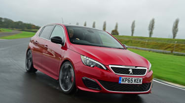 Peugeot 308 GTi front tracking