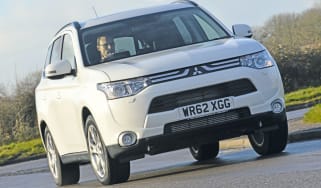 Mitsubishi Outlander front cornering