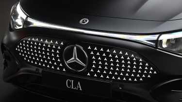 Mercedes CLA - light bar