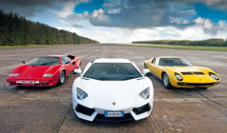 Lamborghini Aventador vs Miura and Countach