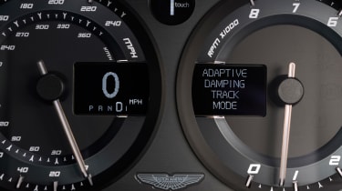 Aston Martin Vanquish S - instruments