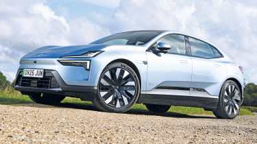 Polestar 4 - static front angled