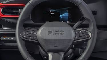Nissan Pixo - steering wheel
