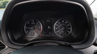 Hyundai i30 Tourer - dials