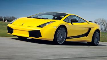 Lamborghini Gallardo - front tracking