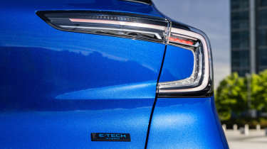 Renault Captur facelift - rear light