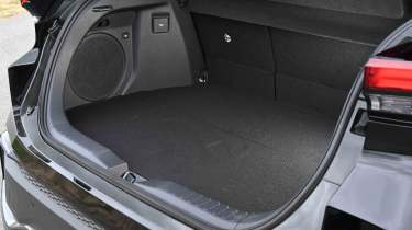 Toyota C-HR - boot