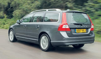 VOLVO V70 D5 SE Lux