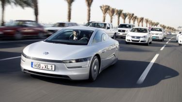 VW XL1 driving Doha