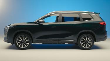 CHERY TIGGO 8 - studio side profile