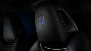 Maserati%20Ghibli%20Hybrid%202020%20official-21.jpg