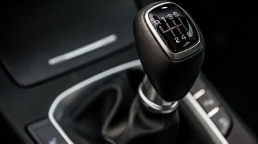 Hyundai i30 Fastback - transmission