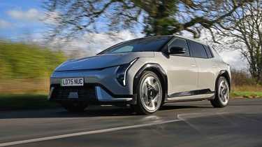 Kia EV4 - front tracking