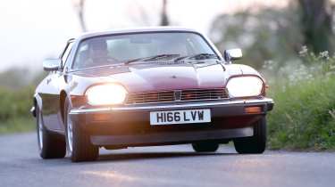 Jaguar XJS - front cornering