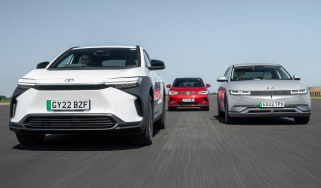 Toyota bZ4X vs Volkswagen ID.4 vs Hyundai Ioniq 5: all three cars tracking