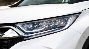 Honda CR-V hybrid - front light