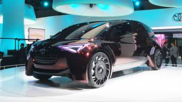 Toyota Fine-Comfort Ride concept - Tokyo front