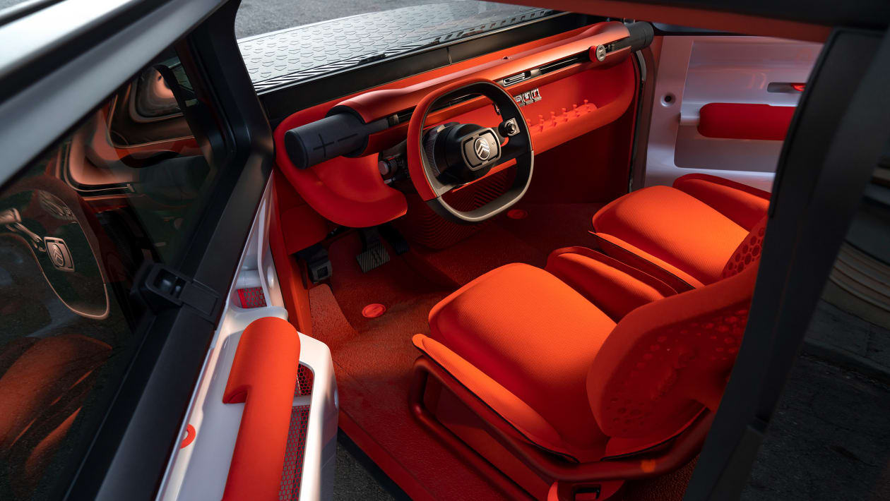 Citroen%20Oil%20concept-18.jpg
