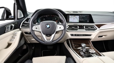 BMW X7 - interior