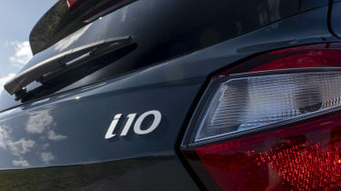 Hyundai i10 - badge