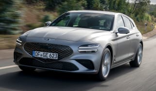 Genesis G70 Shooting Brake - front