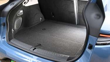 MG IM6 - boot