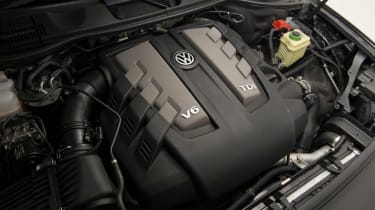 Used Volkswagen Touareg - engine