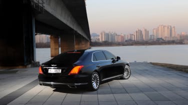 Genesis G90 first drive - rear three quarter