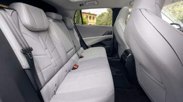 DS No7 - back seats