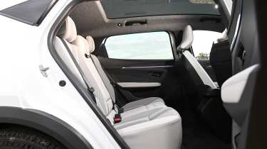 Renault Scenic E-Tech - rear seats